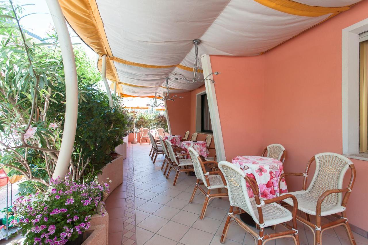 Hotel Joli Cesenatico Dış mekan fotoğraf